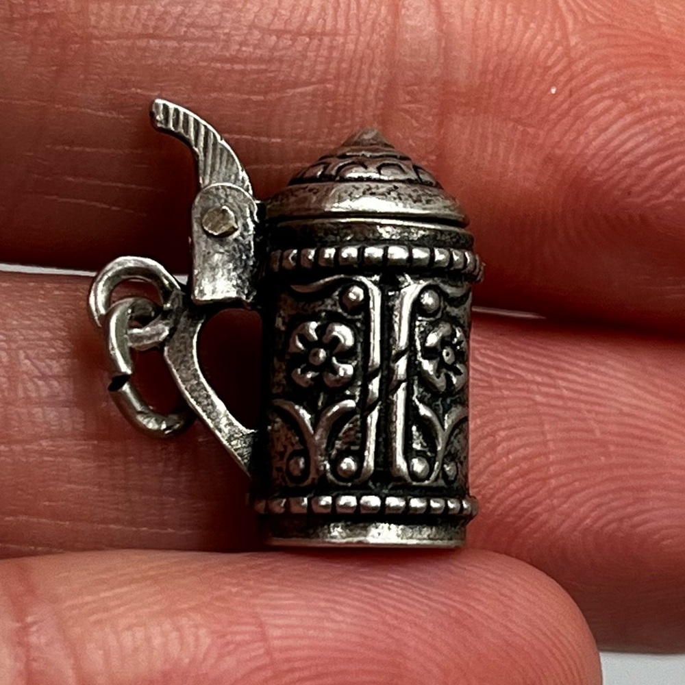 Vintage stein Sterling silver charm pendant